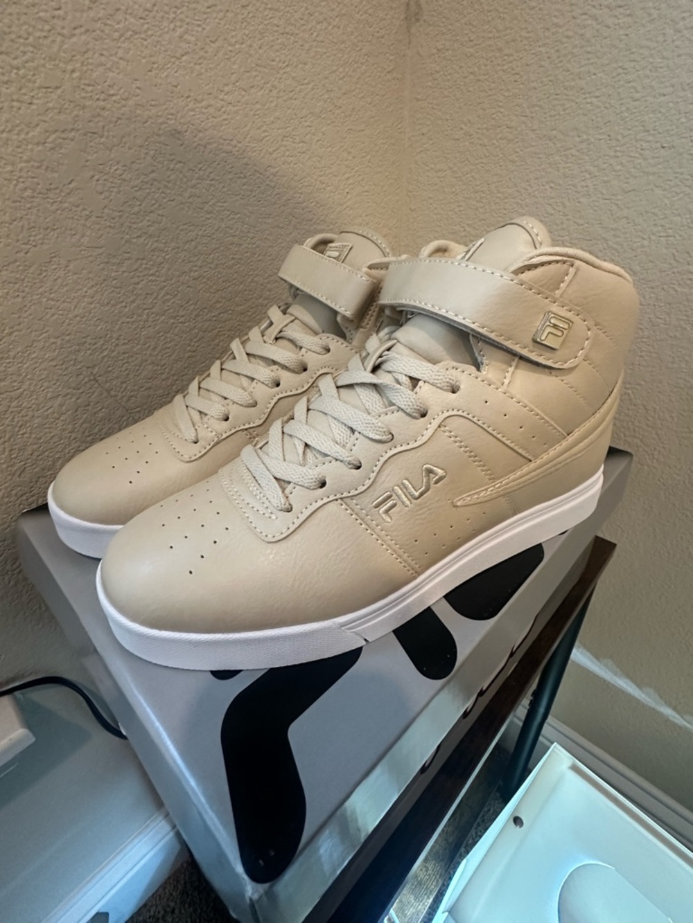 FILA - Men's Vulc 13 Distress Shoes (1CM00231 926)